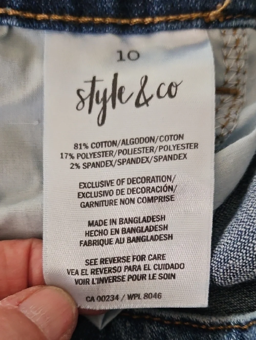 Style & Co. Curvy Skinny Leg- Floral Embroidered Jeans- Size 10 - Picture 11 of 11